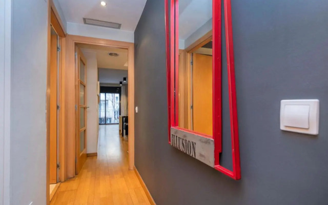 Modern and bright apartment in Eixample 1-2
