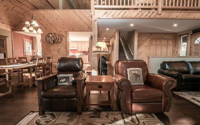 Boulder Lodge Apartment 3 NW Comfy Cabins