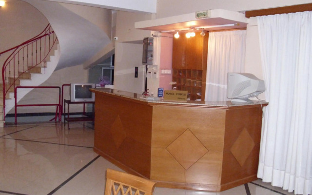 Hotel Cybele