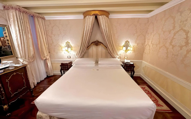 Hotel Canal Grande