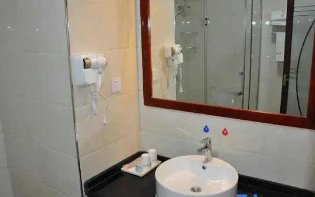 Rongcheng Maofeng Holiday Hotel