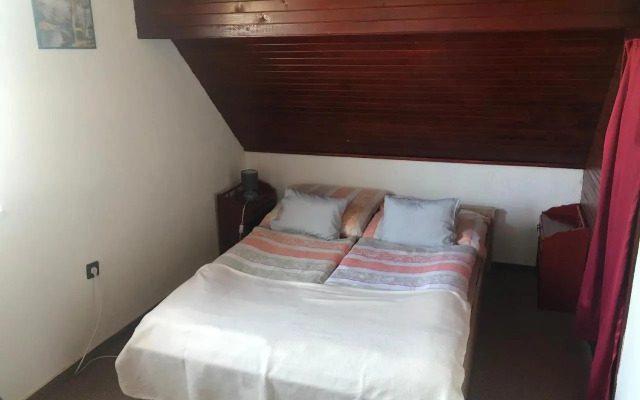 Anita Apartmanház