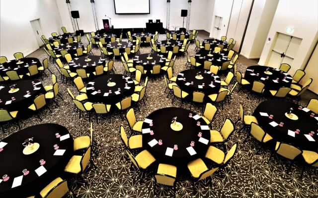 Sage Hotel Wollongong