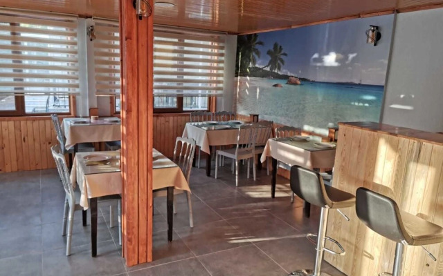 Assos Livza Butik & Apart Otel