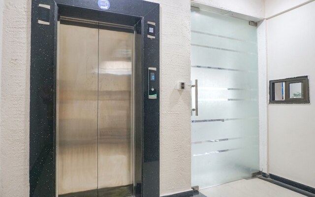 Fabhotel Emersion Residency