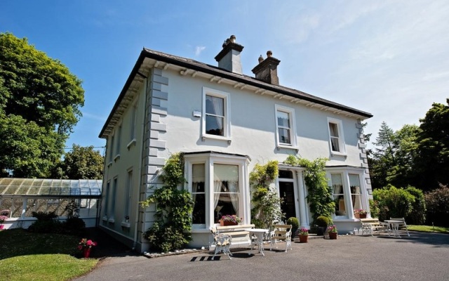 Glenmore House