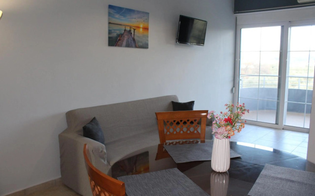 Village Drapanias Apartments