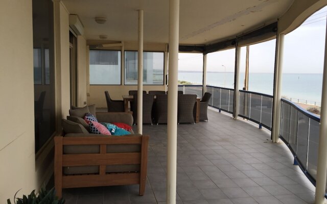 Seaview Sunset Holiday Apartments