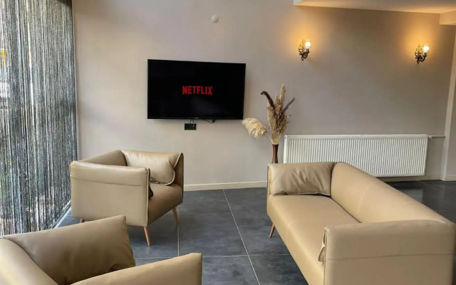 Grand Faik Hotel Çeşme