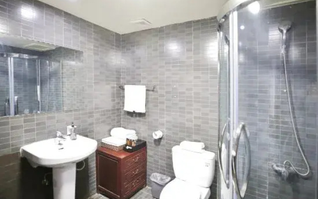 Ease Hotel (Shenyang Changjiang North Street Beiling Park Branch)
