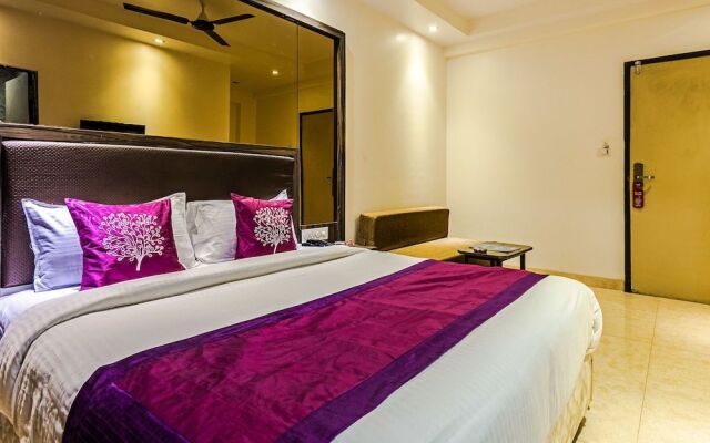 OYO 3323 Hotel Sheetal