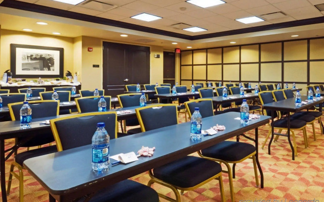Holiday Inn Express & Suites Columbia-Fort Jackson by IHG