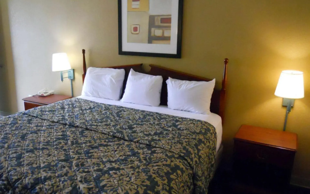 Country Hearth Inn and Suites Dawson