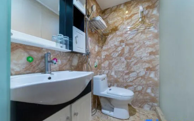 99inn Selected Hotel (Chongqing Longtousi North Railway Station)