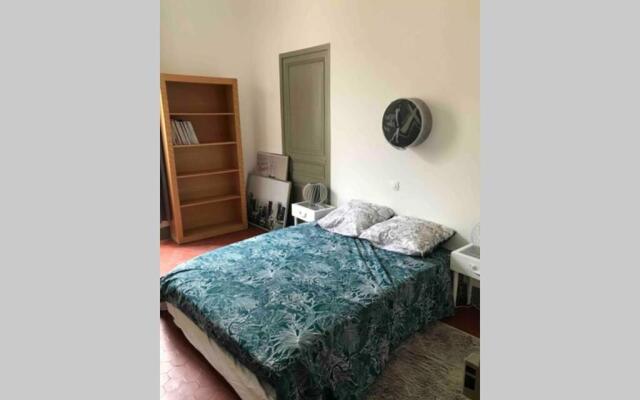 Avignon centre ville appartement T3 meublé 2 chambres