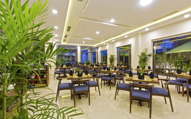 Ally Beach Boutique Hotel Hoian