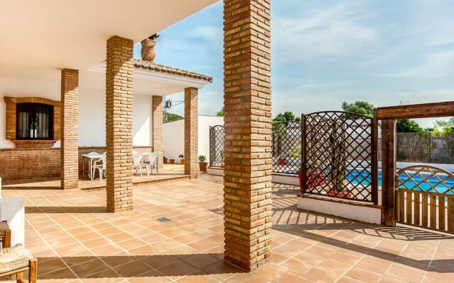 Luxurious Villa in Vejer de la Frontera With Swimming Pool
