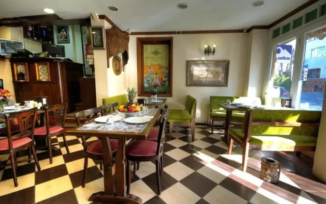 Sultan Corner