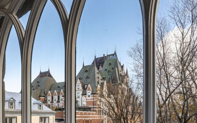 Hôtel Manoir Vieux Québec