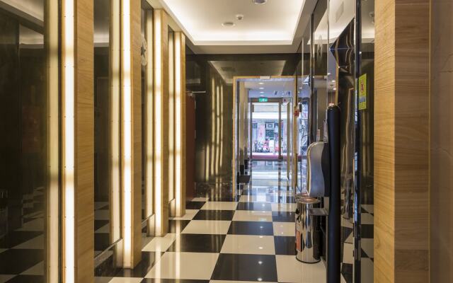 Kindness Hotel Houyi Jiuru