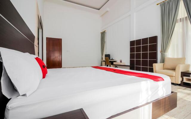 RedDoorz Plus near Ragunan Zoo