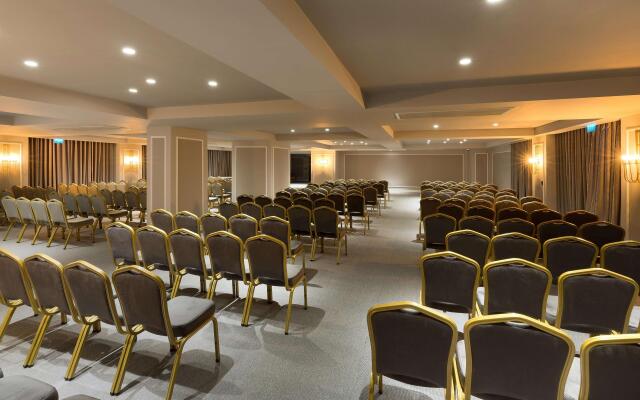 Doubletree By Hilton Hotel Izmir Airport