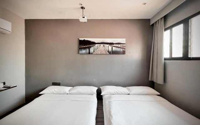 Rest Chinatown Hotel – Guest Rooms – Singapore