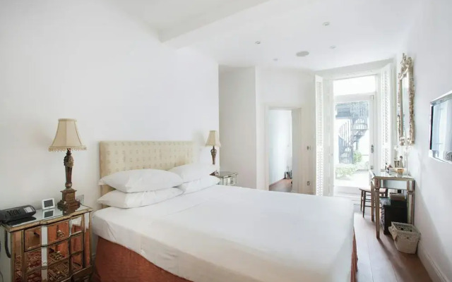 Courtfield Road II by Onefinestay