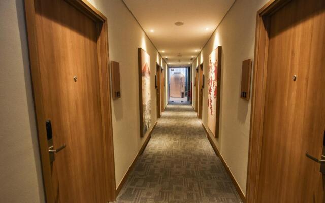 Kuretakeso Kemang Hotel