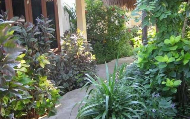 Corner Hideaway Bungalows