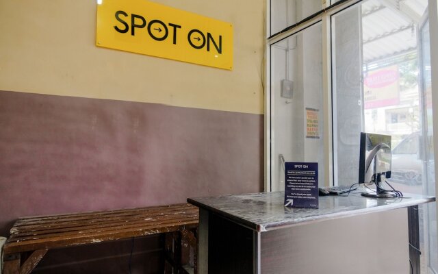 SPOT ON 2387 Bukit Cemara Tidar Family