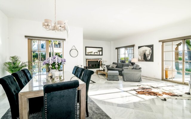 LNO-Luxury 4 bedroom Villa Los Naranjos