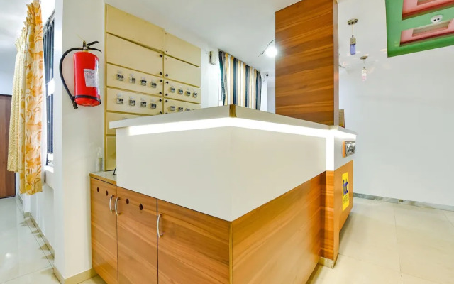 Fabhotel Raj Ratna