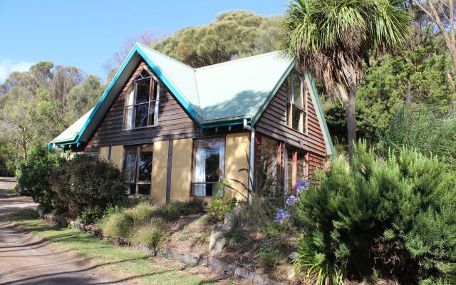 Eastern Reef Cottages