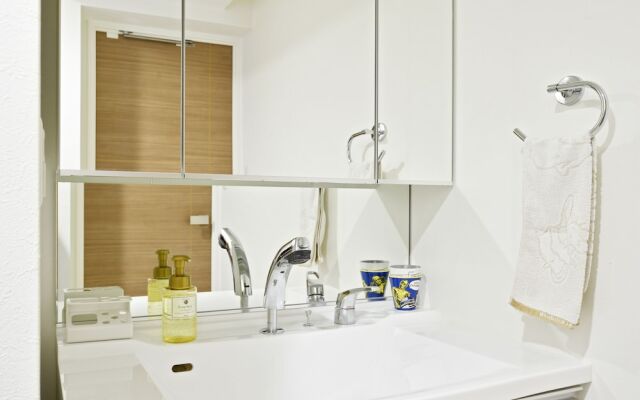 Crystal Exe Nippombashi 406