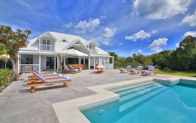 Hamptons Villa