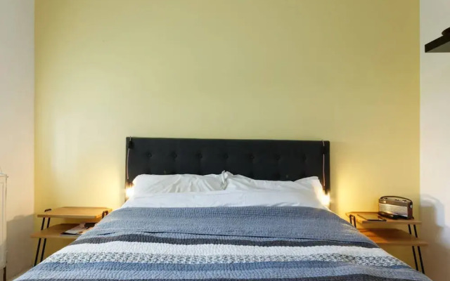 Designer 2 Bedroom Garden Flat in Peckham