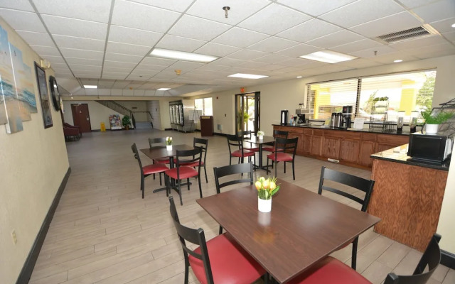 Golden Hotel and Conference Centre