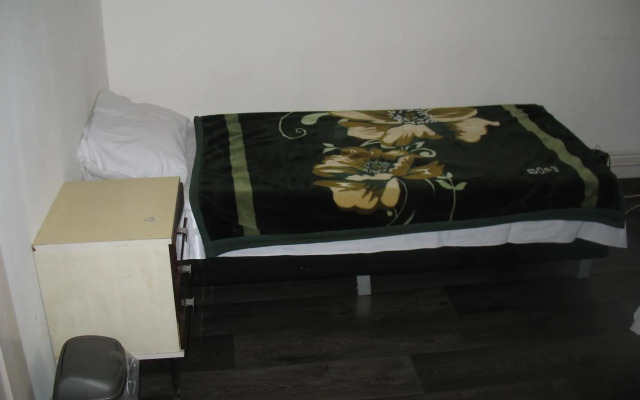 Guest House Amsterdam - Hostel