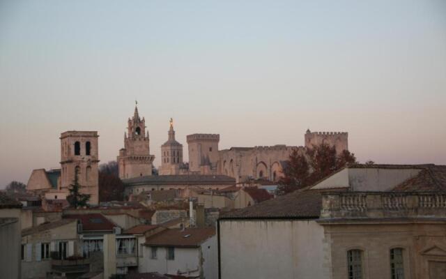 A la terrasse d'Avignon