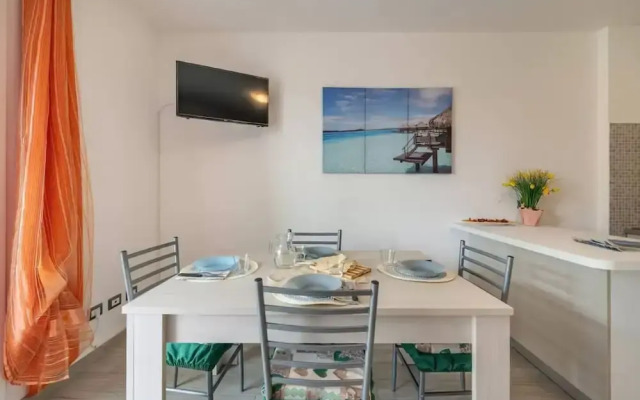 Modern Apartment for 4 Guests Near Alghero Beach