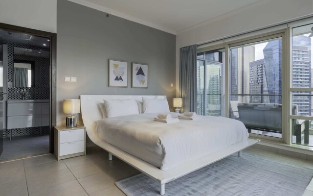 Splendid Apt With Breathtaking Dubai Marina View!