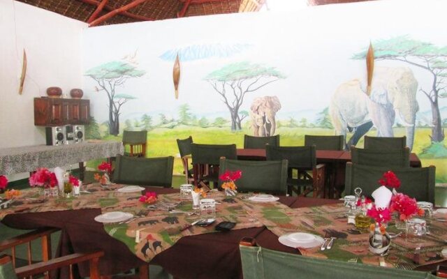 AHG Kuwinda Ecolodge Tented Camp