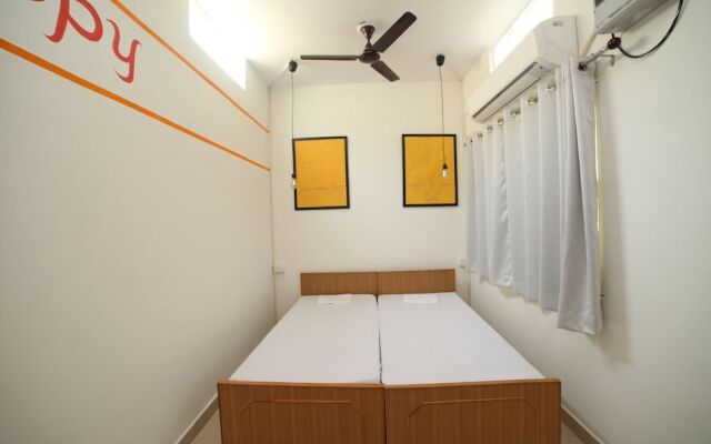 Roadhouse Hostel Varanasi