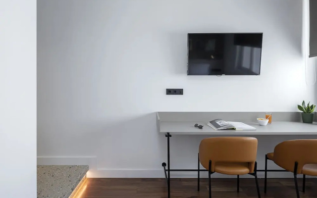 The Athenians Art Apartments