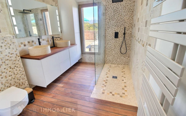 Villa Riposu Jacuzzi Pool Beach Access on Foot