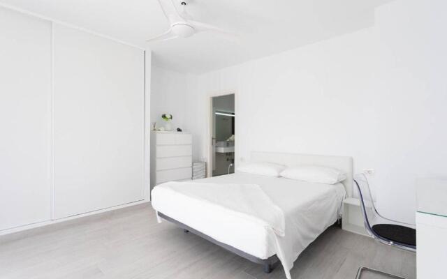 The White Heart House – Attic Sea View