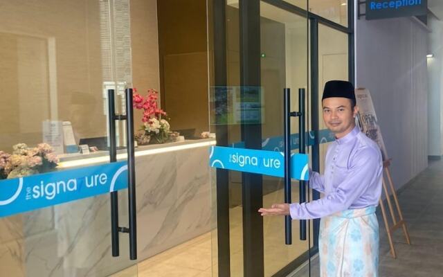 The Signature Serviced Suites Puchong