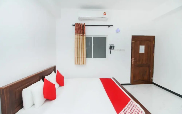 OYO 119 Lagoon Waves