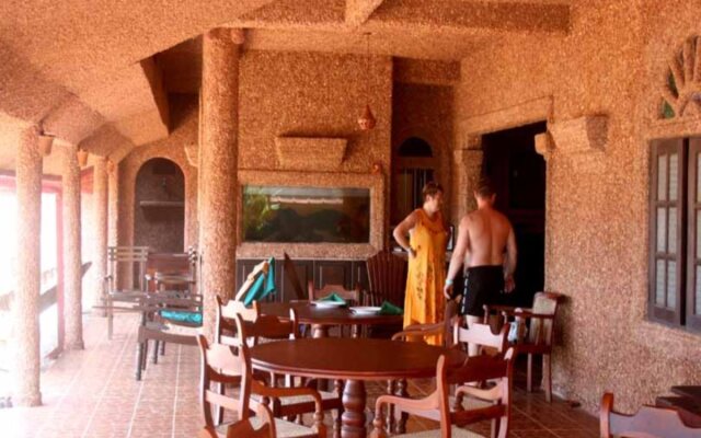 Anjayu Villa
